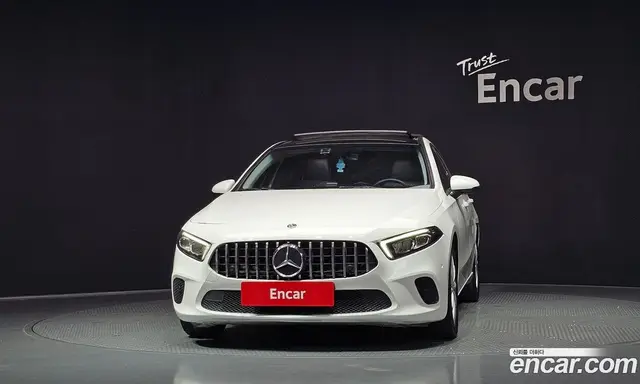 Mercedes-Benz A-Class 2020 2.0 автомат (гидро), миниатюра 3 Mercedes-Benz A-Class 2020 2.0 автомат (гидро), миниатюра 3