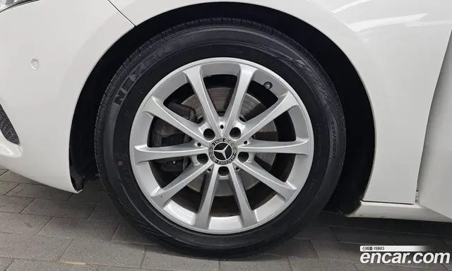Mercedes-Benz A-Class 2020 2.0 автомат (гидро), миниатюра 5 Mercedes-Benz A-Class 2020 2.0 автомат (гидро), миниатюра 5