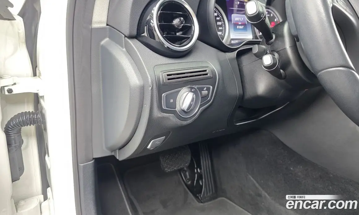 Mercedes-Benz C-Class 2017 2.0 автомат (гидро), фото 23