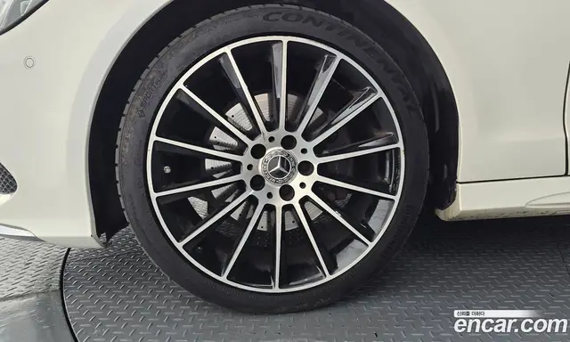 Mercedes-Benz CLS-Class 2017 2.1 автомат (гидро), миниатюра 5