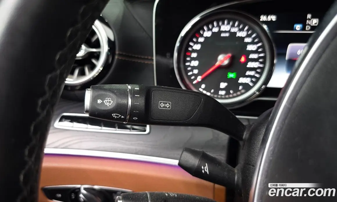 Mercedes-Benz E-Class 2018 1.9 автомат (гидро), фото 17 Mercedes-Benz E-Class 2018 1.9 автомат (гидро), фото 17