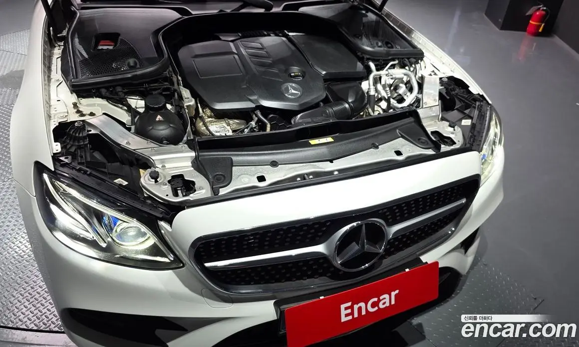 Mercedes-Benz E-Class 2018 1.9 автомат (гидро), фото 6 Mercedes-Benz E-Class 2018 1.9 автомат (гидро), фото 6