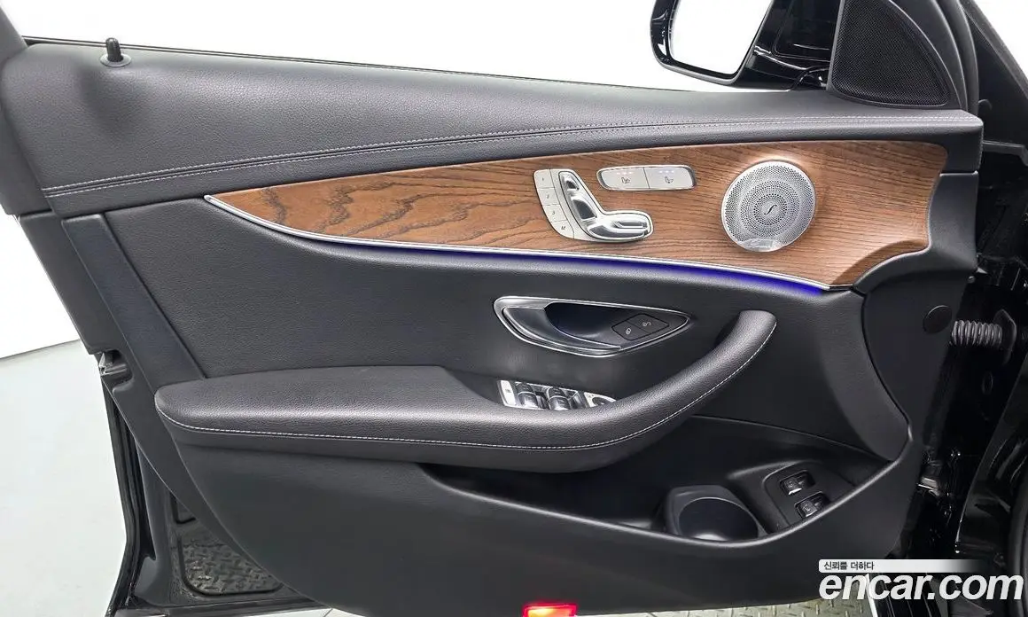 Mercedes-Benz E-Class 2020 2.0 автомат (гидро), фото 14