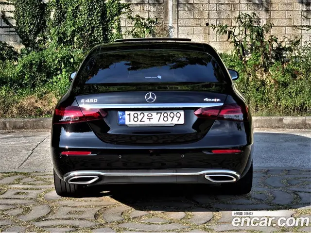 Mercedes-Benz E-Class 2021 1.9 автомат (гидро), миниатюра 4 Mercedes-Benz E-Class 2021 1.9 автомат (гидро), миниатюра 4