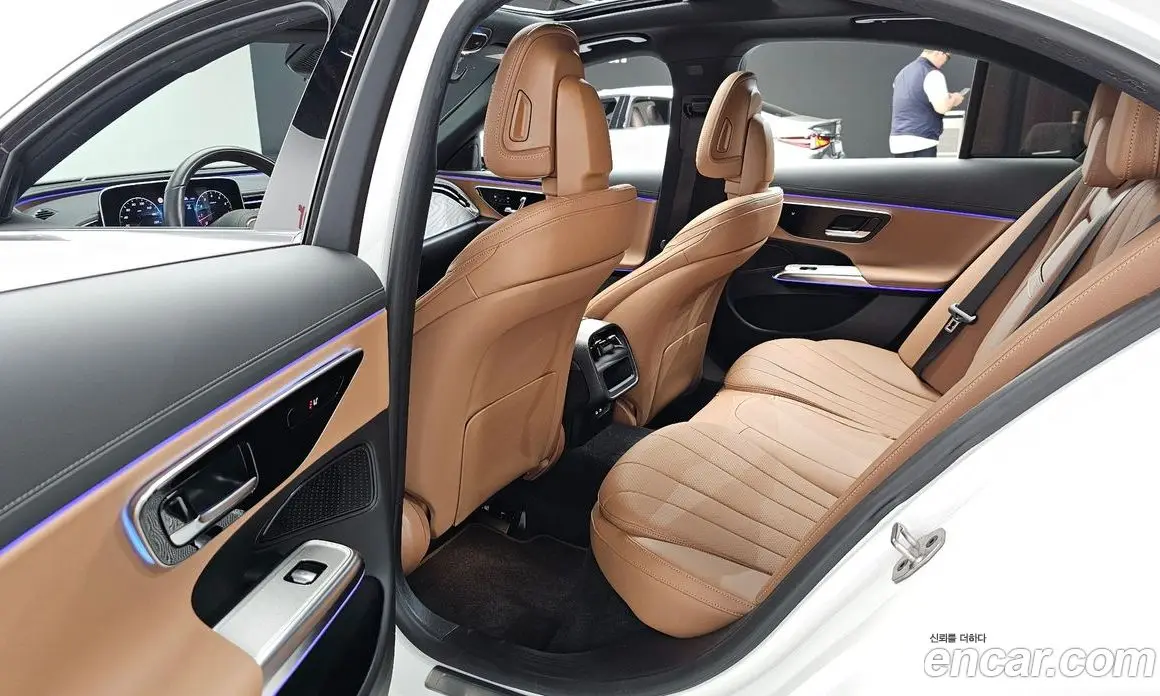Mercedes-Benz E-Class 2024 2.0 автомат (гидро), фото 17