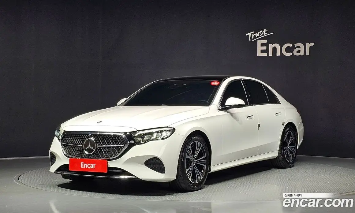 Mercedes-Benz E-Class 2025 2.0 автомат (гидро), фото 1 Mercedes-Benz E-Class 2025 2.0 автомат (гидро), фото 1