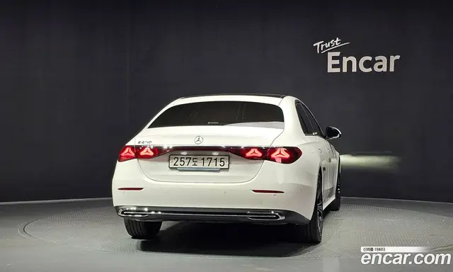 Mercedes-Benz E-Class 2025 2.0 автомат (гидро), миниатюра 4 Mercedes-Benz E-Class 2025 2.0 автомат (гидро), миниатюра 4