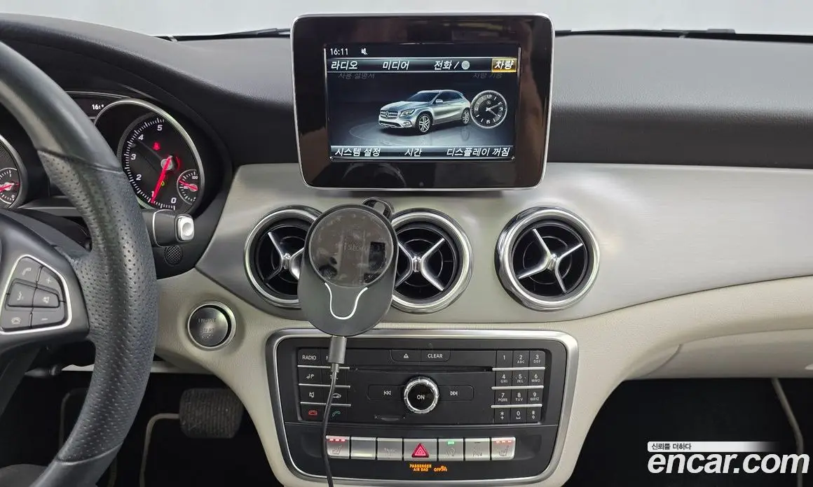 Mercedes-Benz GLA-Class 2019 2.0 автомат (гидро), фото 19