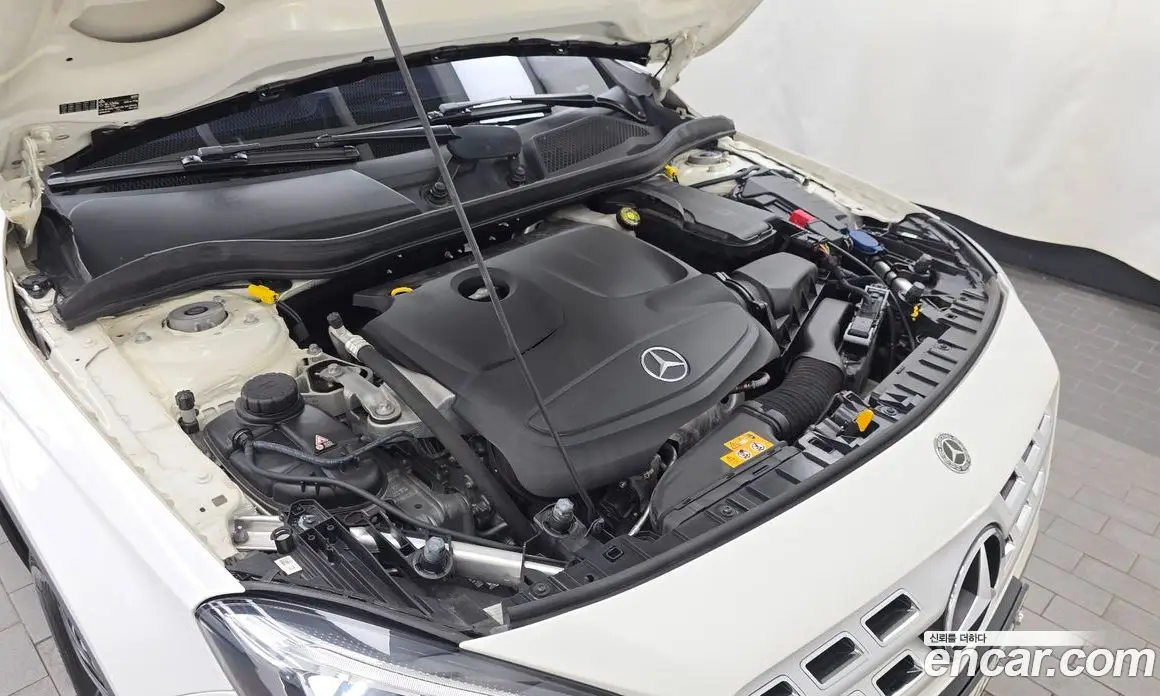 Mercedes-Benz GLA-Class 2019 2.0 автомат (гидро), фото 6