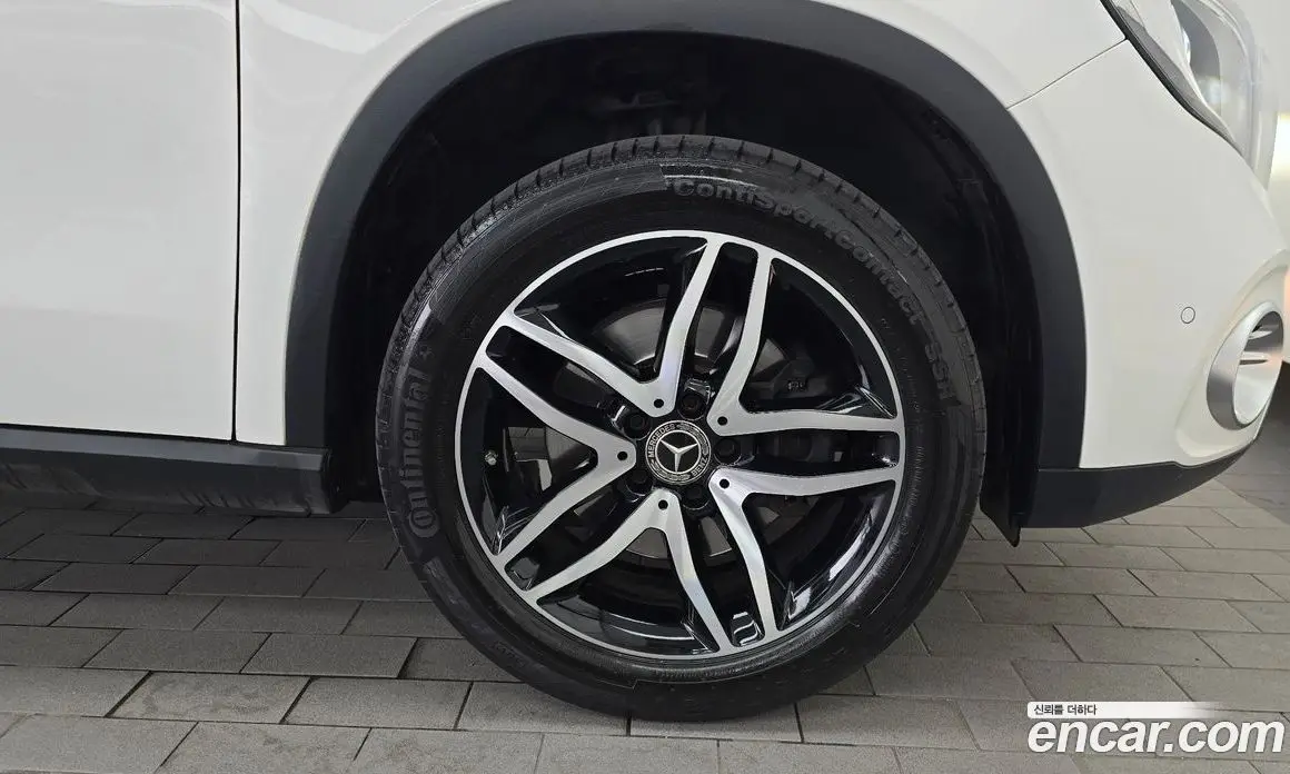 Mercedes-Benz GLA-Class 2019 2.0 автомат (гидро), фото 7
