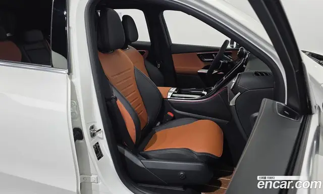 Mercedes-Benz GLC-Class 2025 2.0 автомат (гидро), миниатюра 12