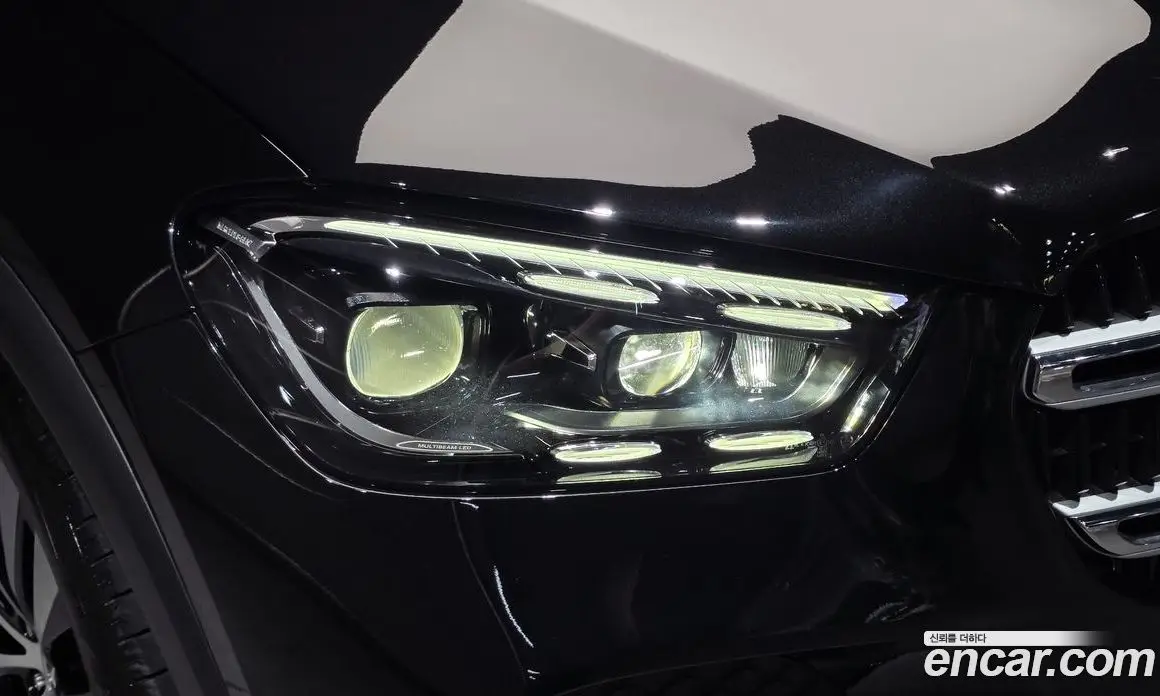 Mercedes-Benz GLE-Class 2025 2.0 автомат (гидро), фото 8 Mercedes-Benz GLE-Class 2025 2.0 автомат (гидро), фото 8