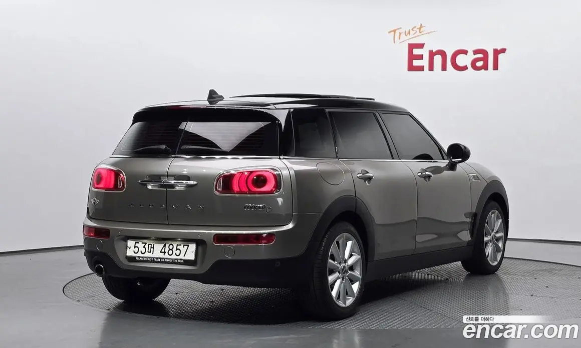 Mini Clubman 2016 2.0 автомат (гидро), фото 2 Mini Clubman 2016 2.0 автомат (гидро), фото 2