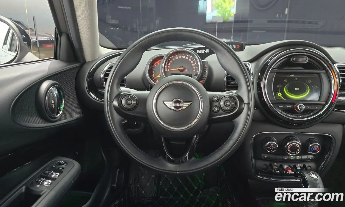 Mini Clubman 2016 2.0 автомат (гидро), фото 12 Mini Clubman 2016 2.0 автомат (гидро), фото 12