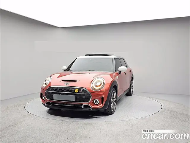 Mini Clubman 2023 2.0 автомат (гидро), миниатюра 1 Mini Clubman 2023 2.0 автомат (гидро), миниатюра 1