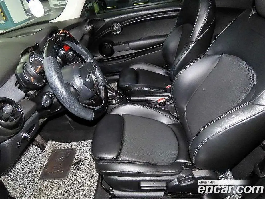 Mini Cooper 2014 1.5 автомат (гидро), фото 6 Mini Cooper 2014 1.5 автомат (гидро), фото 6