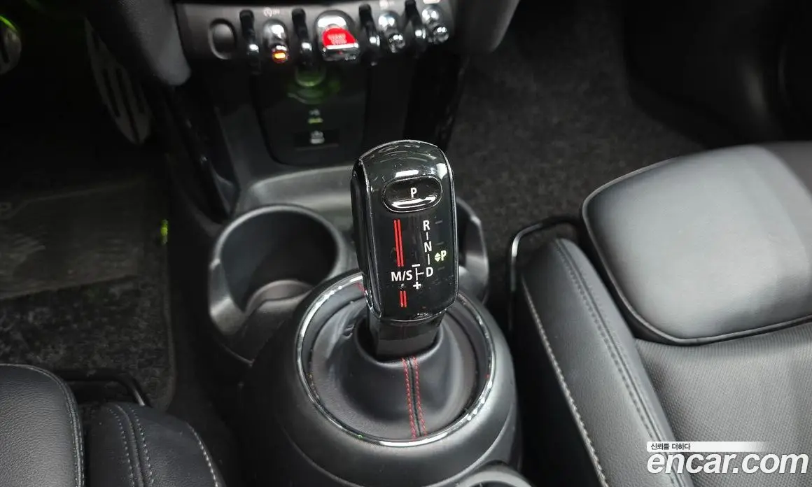 Mini Cooper 2020 2.0 автомат (гидро), фото 12