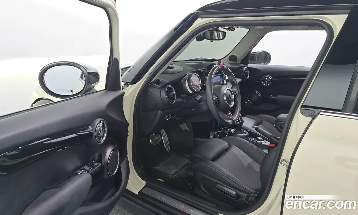 Mini Cooper 2020 2.0 автомат (гидро), фото 13