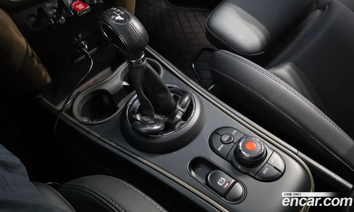 Mini Countryman 2019 1.5 автомат (гидро), фото 12 Mini Countryman 2019 1.5 автомат (гидро), фото 12