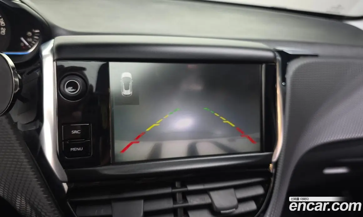 Peugeot 2008 2015 1.6 автомат (гидро), фото 16 Peugeot 2008 2015 1.6 автомат (гидро), фото 16