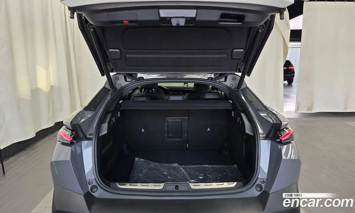 Peugeot 408 2024 1.2 автомат (гидро), фото 20