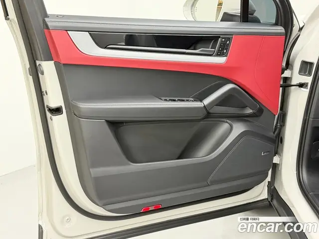Porsche Cayenne 2024 3.0 автомат (гидро), миниатюра 11 Porsche Cayenne 2024 3.0 автомат (гидро), миниатюра 11