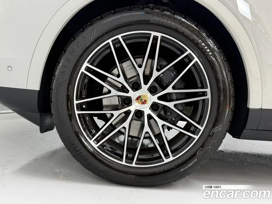 Porsche Cayenne 2024 3.0 автомат (гидро), фото 5 Porsche Cayenne 2024 3.0 автомат (гидро), фото 5