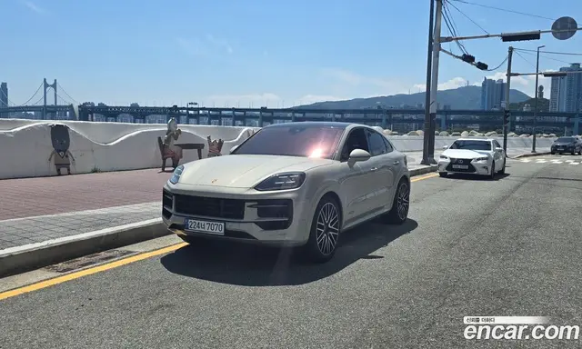 Porsche Cayenne 2024 4.0 автомат (гидро), миниатюра 1 Porsche Cayenne 2024 4.0 автомат (гидро), миниатюра 1