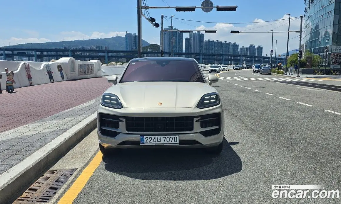 Porsche Cayenne 2024 4.0 автомат (гидро), фото 3 Porsche Cayenne 2024 4.0 автомат (гидро), фото 3