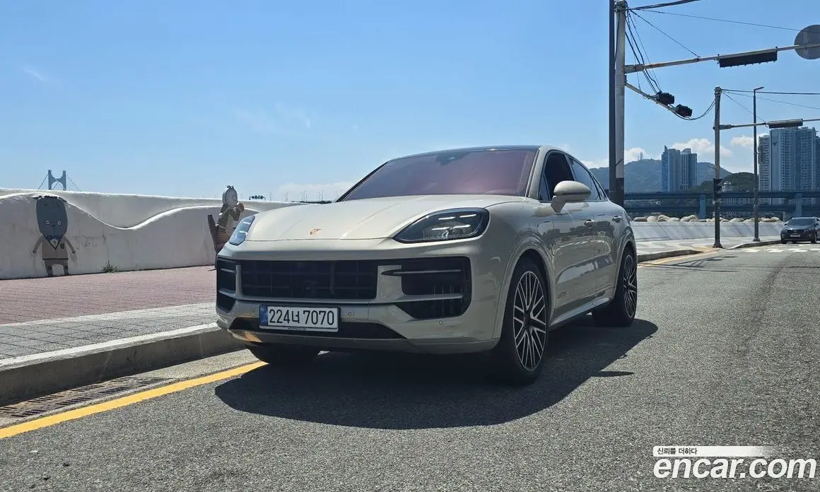 Porsche Cayenne 2024 4.0 автомат (гидро), фото 7 Porsche Cayenne 2024 4.0 автомат (гидро), фото 7