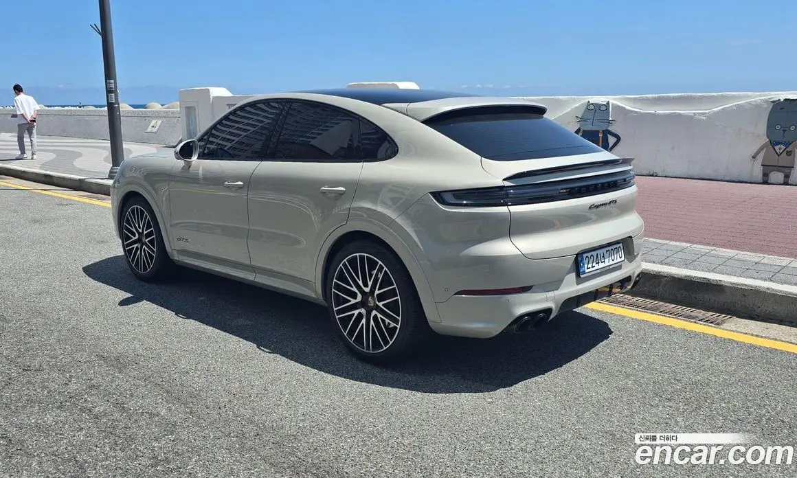 Porsche Cayenne 2024 4.0 автомат (гидро), фото 8 Porsche Cayenne 2024 4.0 автомат (гидро), фото 8