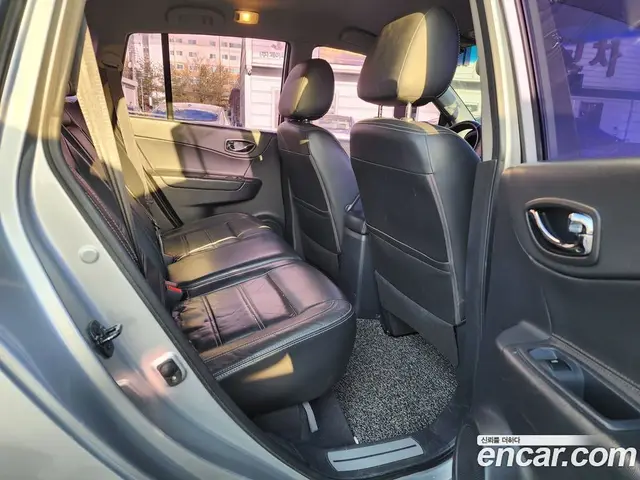Renault (Samsung) QM5 2012 2.0 автомат (гидро), миниатюра 10 Renault (Samsung) QM5 2012 2.0 автомат (гидро), миниатюра 10