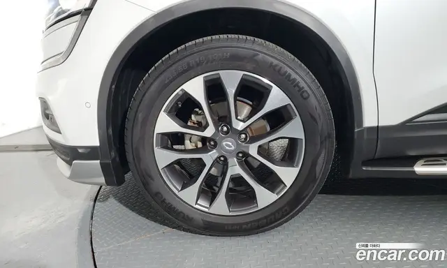 Renault (Samsung) QM6 2017 2.0 автомат (гидро), миниатюра 5 Renault (Samsung) QM6 2017 2.0 автомат (гидро), миниатюра 5