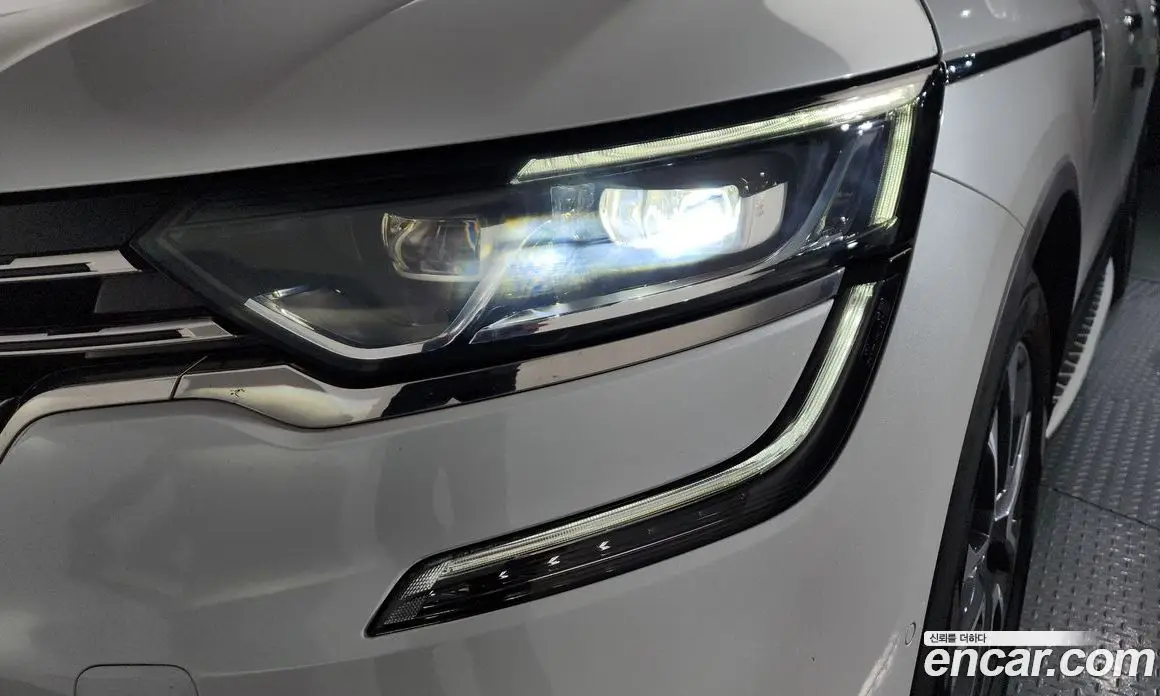 Renault (Samsung) QM6 2017 2.0 автомат (гидро), фото 8 Renault (Samsung) QM6 2017 2.0 автомат (гидро), фото 8