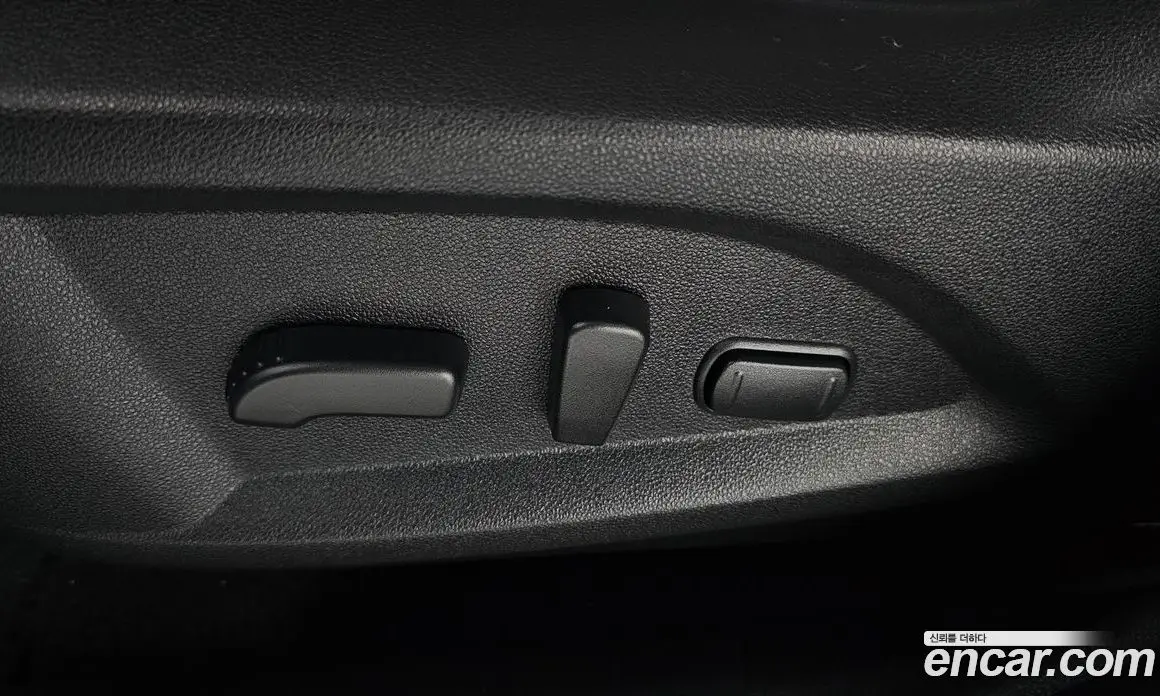 Renault (Samsung) QM6 2022 2.0 автомат (гидро), фото 30 Renault (Samsung) QM6 2022 2.0 автомат (гидро), фото 30