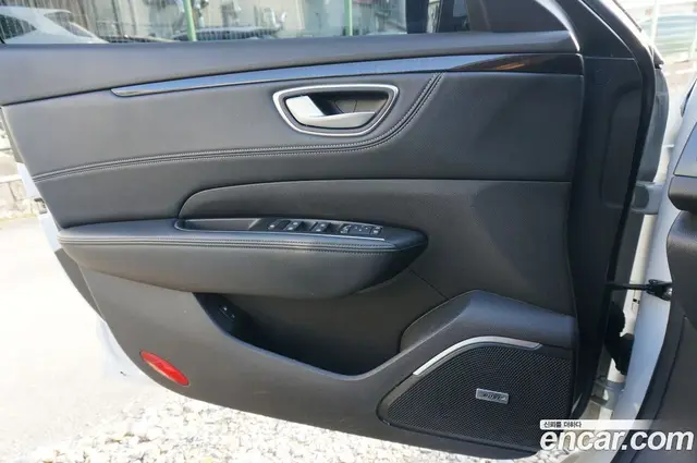 Renault (Samsung) SM6 2016 2.0 автомат (гидро), миниатюра 8 Renault (Samsung) SM6 2016 2.0 автомат (гидро), миниатюра 8