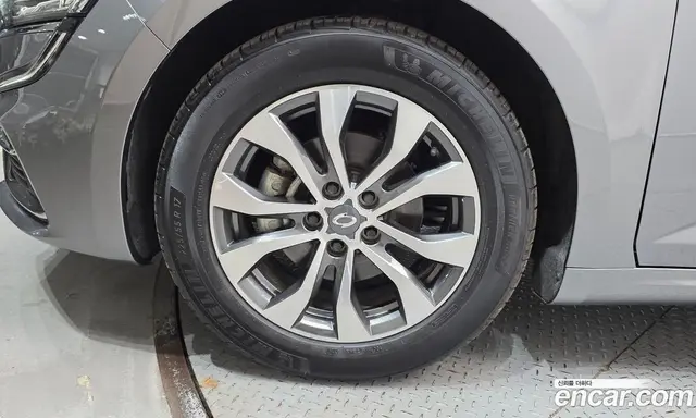 Renault (Samsung) SM6 2024 1.3 автомат (гидро), миниатюра 5