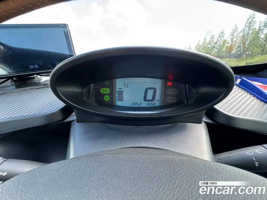 Renault (Samsung) Twizy 2019 0.1 автомат (гидро), фото 14 Renault (Samsung) Twizy 2019 0.1 автомат (гидро), фото 14