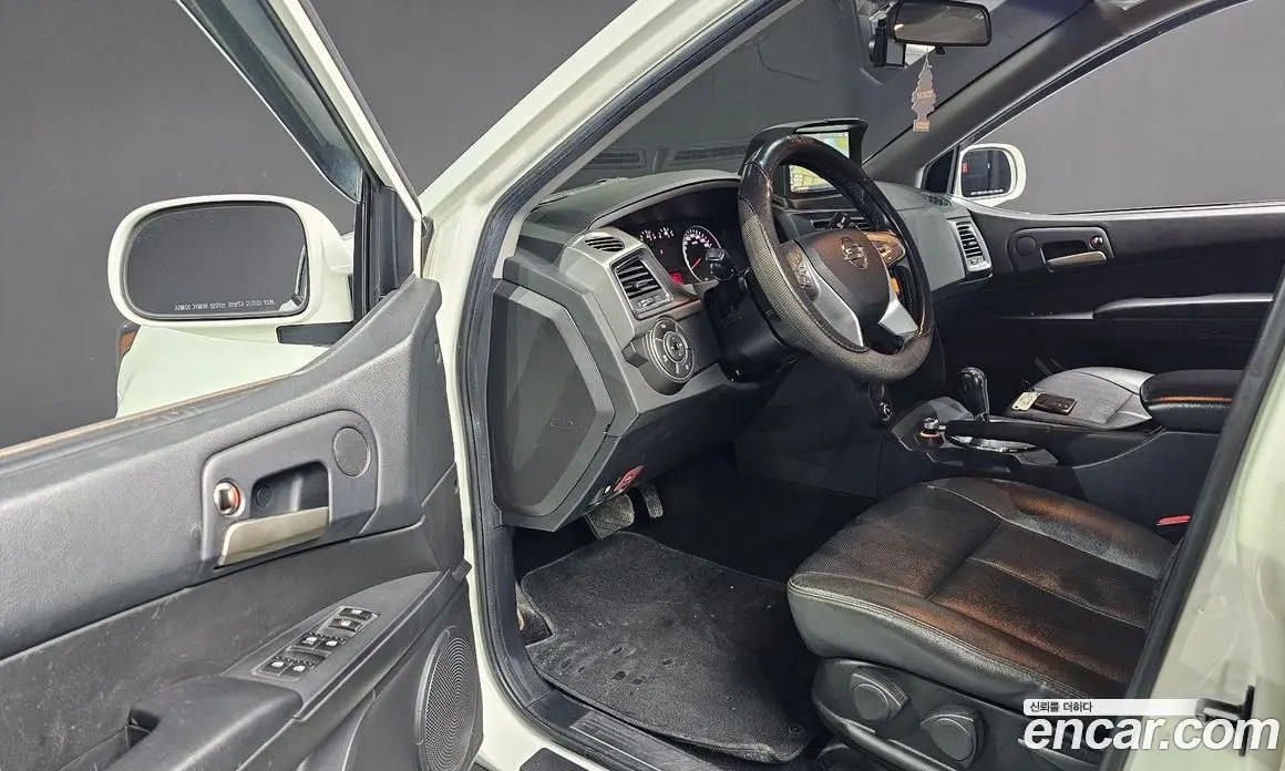 SsangYong Korando 2017 2.2 автомат (гидро), фото 11 SsangYong Korando 2017 2.2 автомат (гидро), фото 11