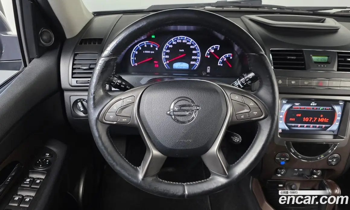 SsangYong Rexton 2015 2.0 автомат (гидро), фото 14 SsangYong Rexton 2015 2.0 автомат (гидро), фото 14
