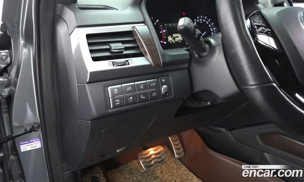 SsangYong Rexton 2018 2.2 автомат (гидро), фото 13 SsangYong Rexton 2018 2.2 автомат (гидро), фото 13