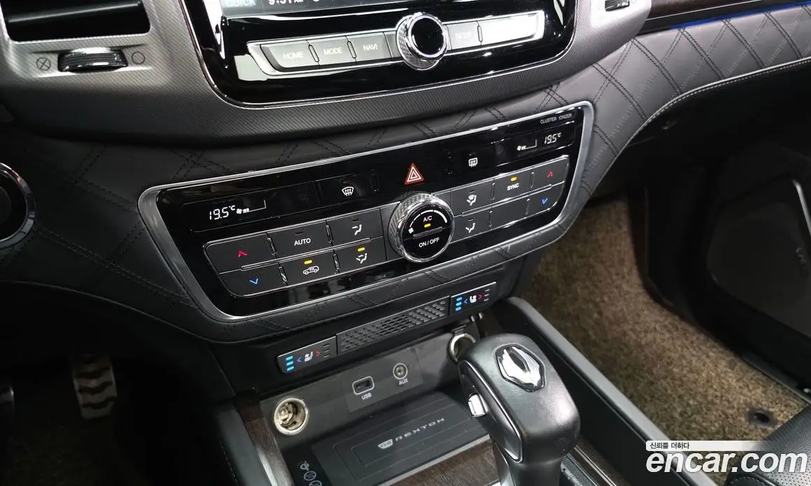 SsangYong Rexton 2018 2.2 автомат (гидро), фото 17 SsangYong Rexton 2018 2.2 автомат (гидро), фото 17
