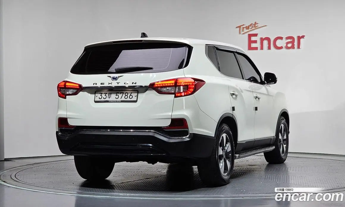 SsangYong Rexton 2018 2.2 автомат (гидро), фото 2 SsangYong Rexton 2018 2.2 автомат (гидро), фото 2
