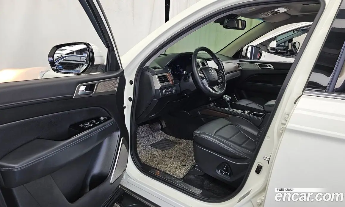 SsangYong Rexton 2018 2.2 автомат (гидро), фото 13 SsangYong Rexton 2018 2.2 автомат (гидро), фото 13