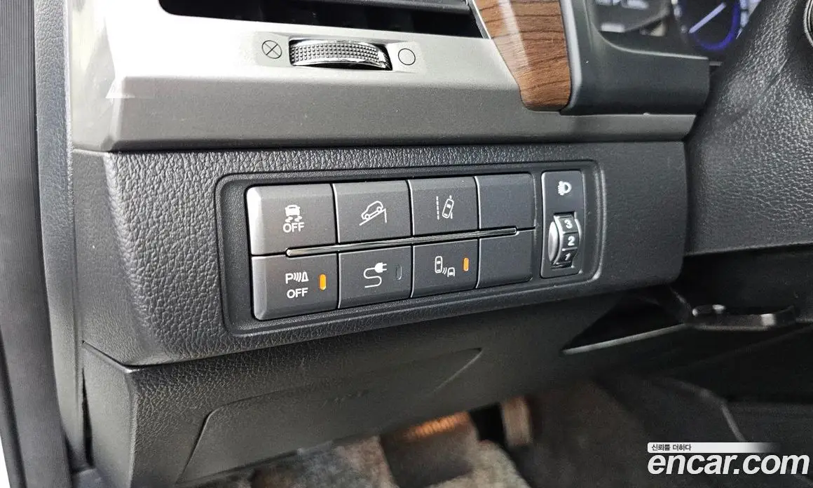 SsangYong Rexton 2018 2.2 автомат (гидро), фото 22 SsangYong Rexton 2018 2.2 автомат (гидро), фото 22