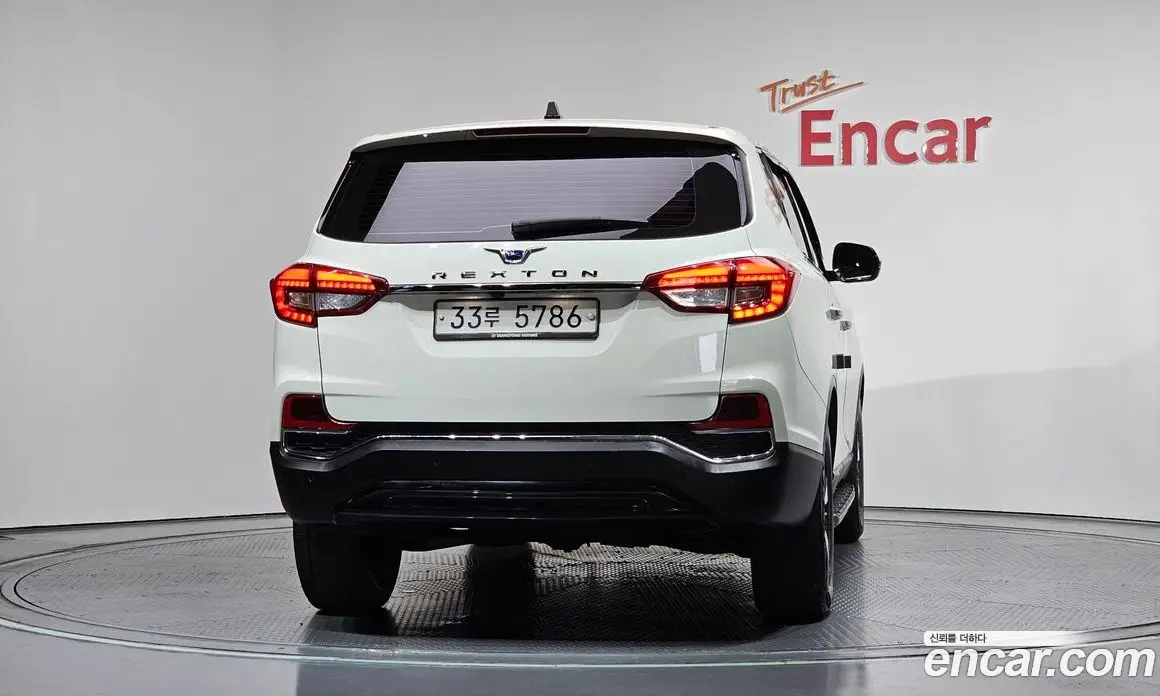 SsangYong Rexton 2018 2.2 автомат (гидро), фото 4 SsangYong Rexton 2018 2.2 автомат (гидро), фото 4