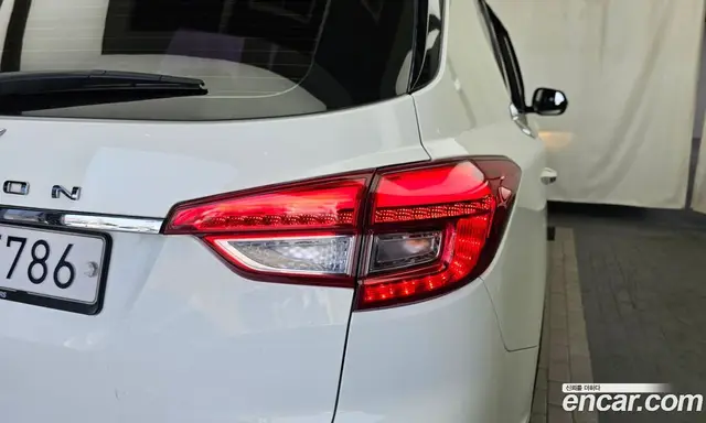 SsangYong Rexton 2018 2.2 автомат (гидро), миниатюра 9 SsangYong Rexton 2018 2.2 автомат (гидро), миниатюра 9