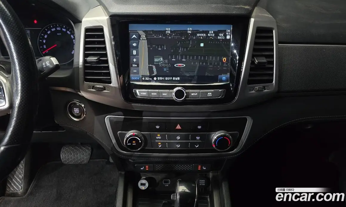 SsangYong Rexton 2018 2.2 автомат (гидро), фото 20