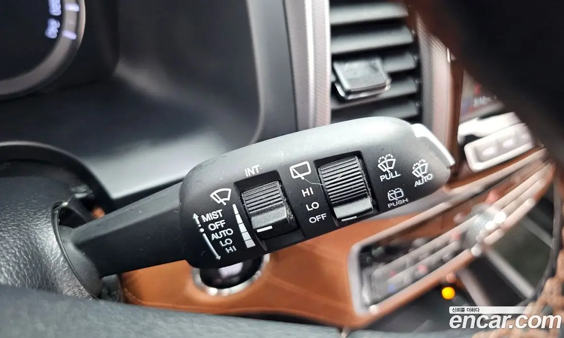 SsangYong Rexton 2018 2.2 автомат (гидро), фото 30
