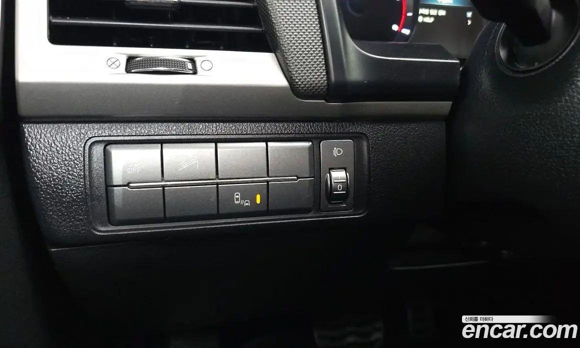 SsangYong Rexton 2019 2.2 автомат (гидро), фото 23 SsangYong Rexton 2019 2.2 автомат (гидро), фото 23